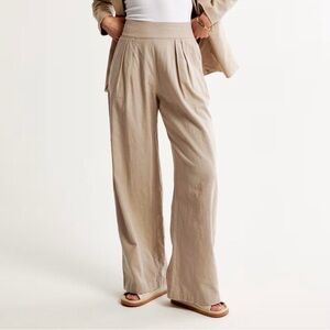 Abercrombie & Fitch Beige Wide-Leg Pants